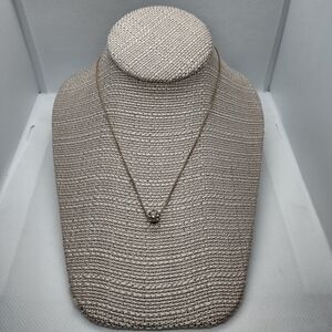 Gold Tone Necklace with Small Pendant